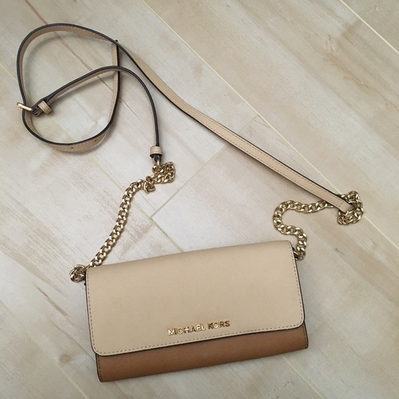 Michael Kors Handbags - Michael Kors purse